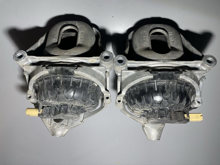 Подушка (опора) двигателя Audi , VW , Porsche