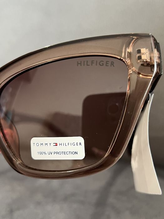 Okluary przeciwsłoneczne Tommy Hilfiger