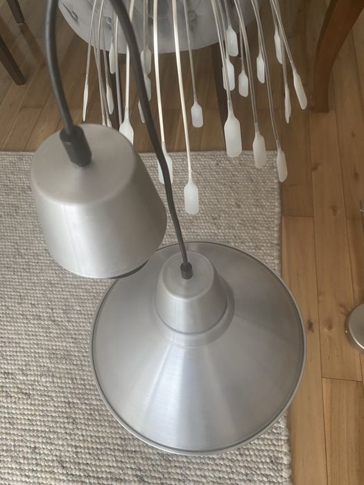 Trzy lampy ikea