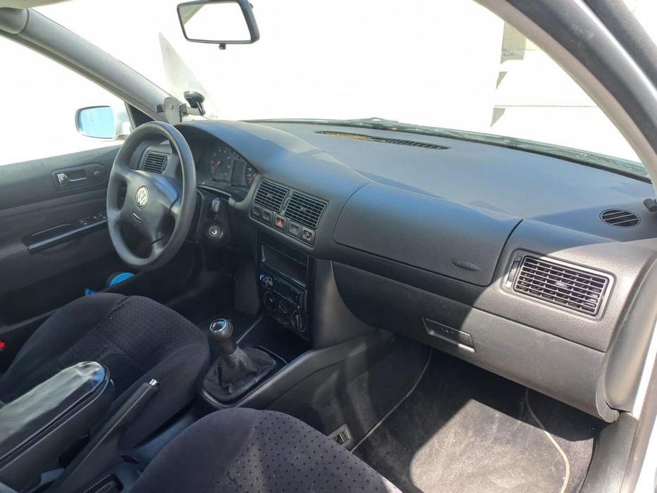 Volkswagen Golf 1.4 (c/ bloco do 1.6)