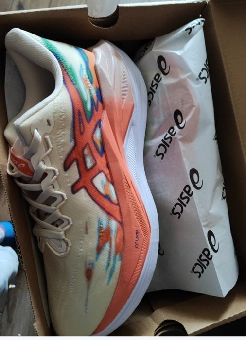 Buty do biegania Asics superblast 3 rozmiar 44.