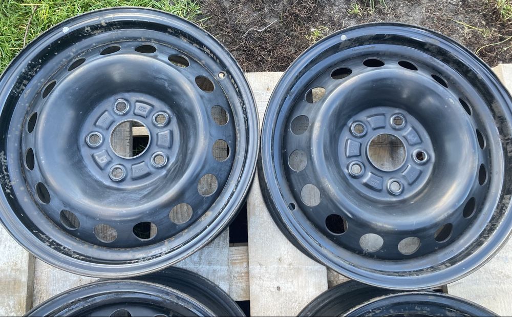 Felgi stalowe z kołpakami Toyota 15’ 5x114.3. Yaris, Auris, Corolla!