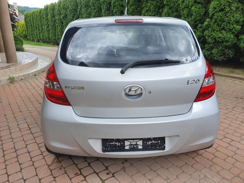 Hyundai I20 1.2 Benzyna 78 KM Niski Przebieg
