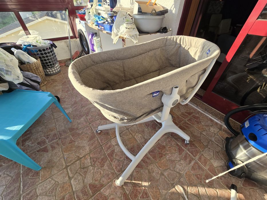 Baby hug como novo, muito muito pouco usado