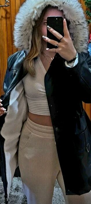 Plaszcz damski skóra ekologiczna r. L