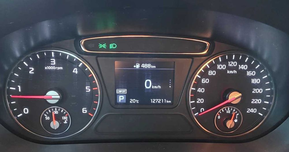 У продажі авто з ЄС Kia Sorento 2.0 CRDI L 2018 року.