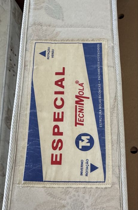 Camas de solteiro com colchão