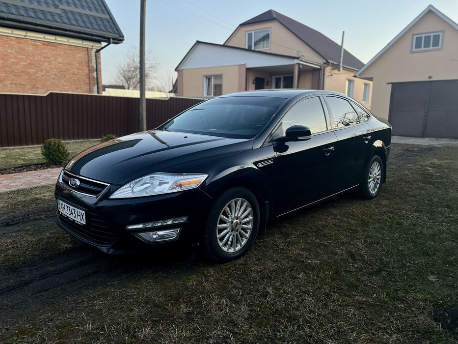 Ford Mondeo      .