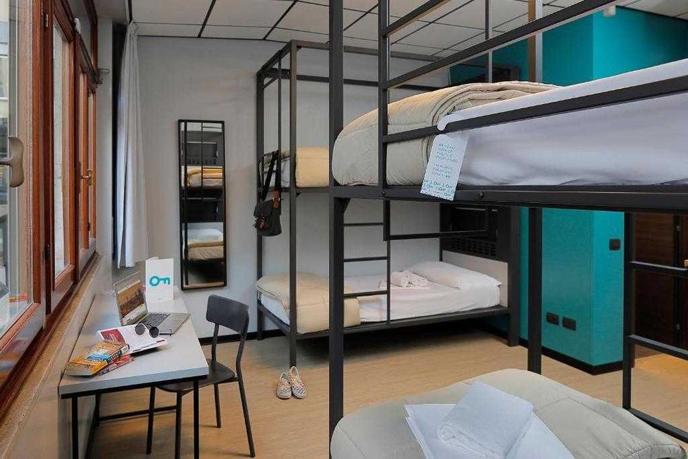 Хостел без посередників! Київ, метро Харківська ліжко-місце