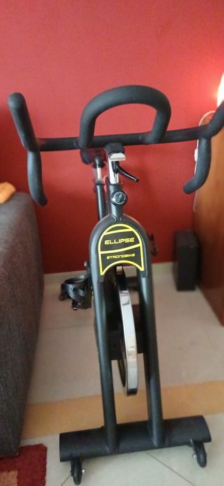 Bicicleta estática Ellipse strongbike