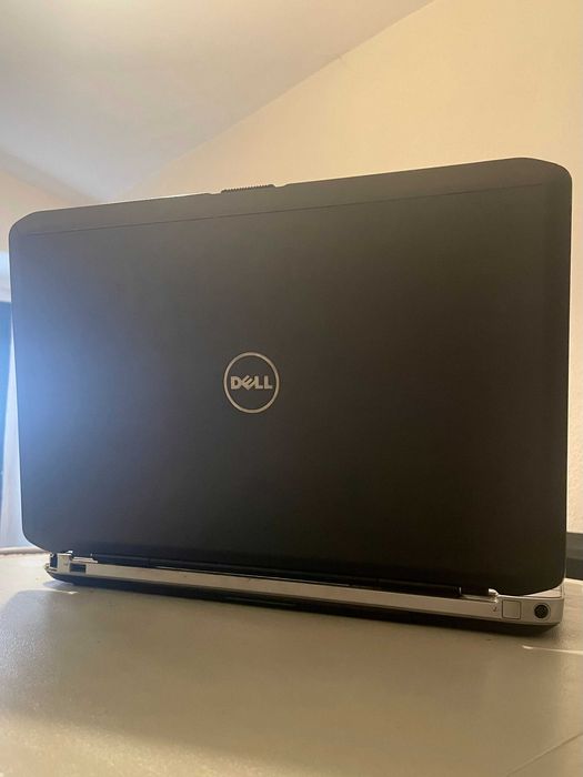 Dell Latitude E5530 NON vPro | i5 8GB | functional64739017529731122