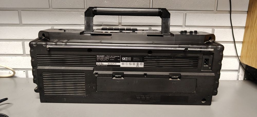 Radiomagnetofon BOOMBOX SHARP  wq-t238h. Po serwisie