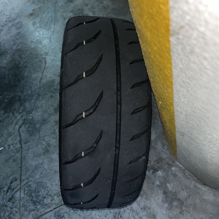 Pneus Toyo Proxes R888R 195/50 R15