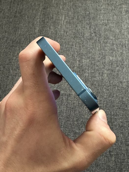 Iphone 13 128гб всі функції працюють
