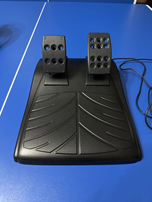 Ігровий руль Logitech Driving Force GT, в ідеальному стані, повна комплектація
