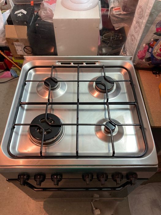 Fogão Indesit praticamente novo