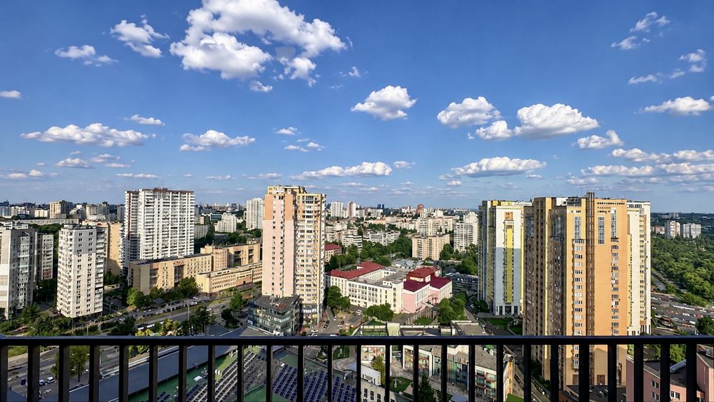 Генератор. Соломʼянка 161м, тераса, 4 спальні + кухня-вітальня. Коштовний ремонт преміум якості; просп. Лобановського 4В