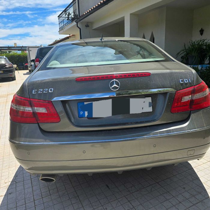 Mercedes-Benz E 220 CDI