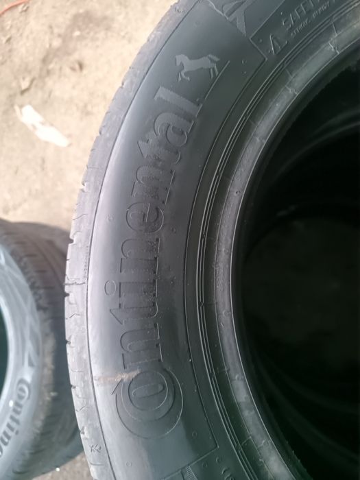 Komplet opon 195/60R15 Continental