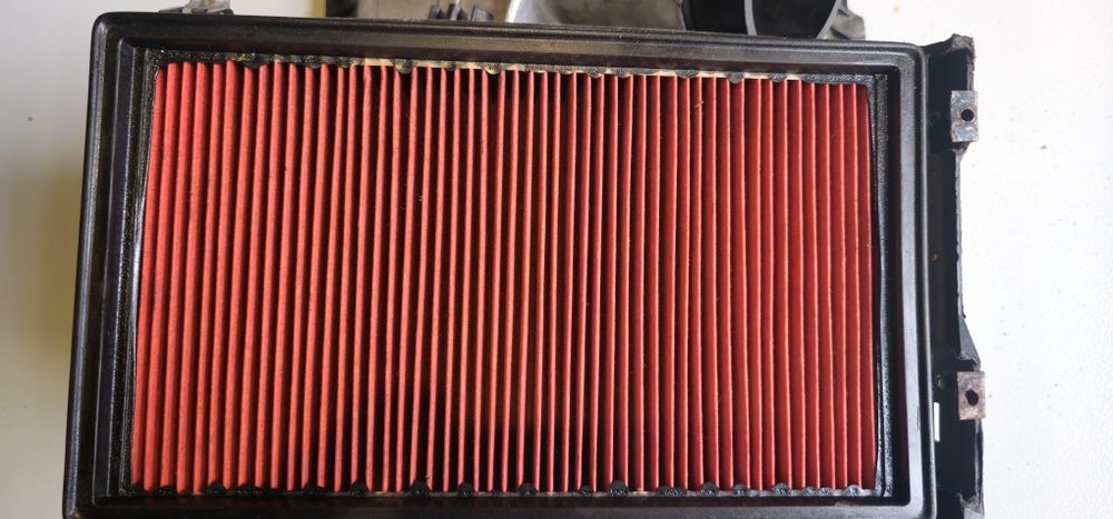 Корпус повітряного фільтру SUBARU impreza WRX.