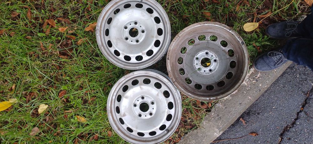 Металеві диски R16 VW