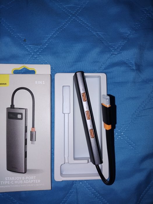 Stacja dokujaca  hub 8in1 Baseus do laptopa tableta pod usb-c