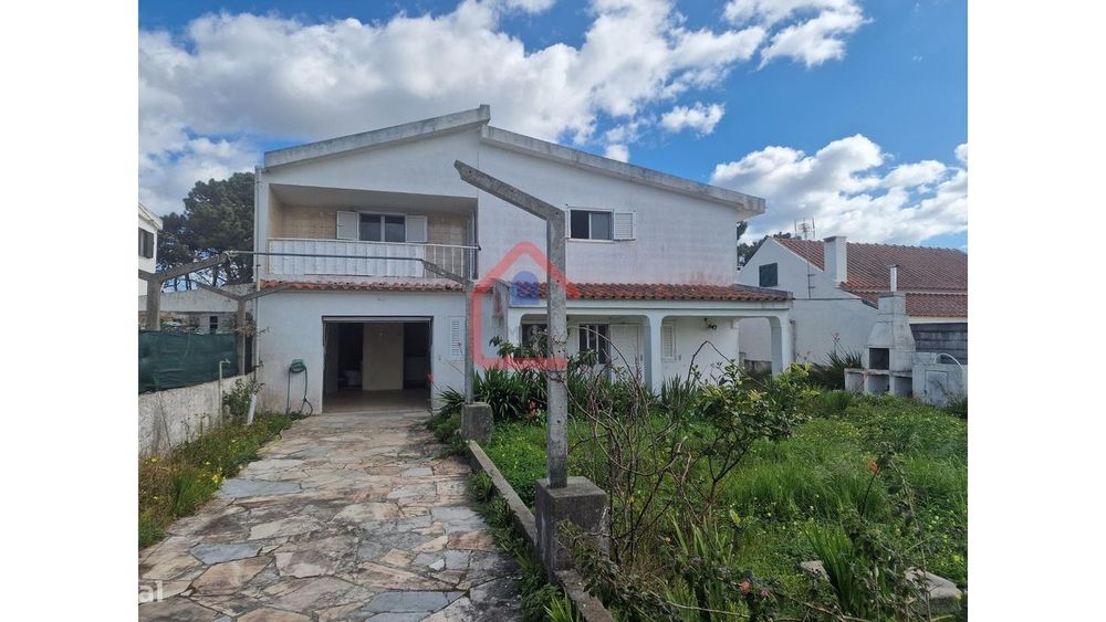 Moradia para Restaurar em Sesimbra