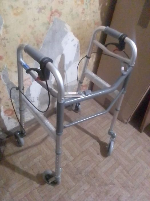 Ходунці для дорослих (нова модель)