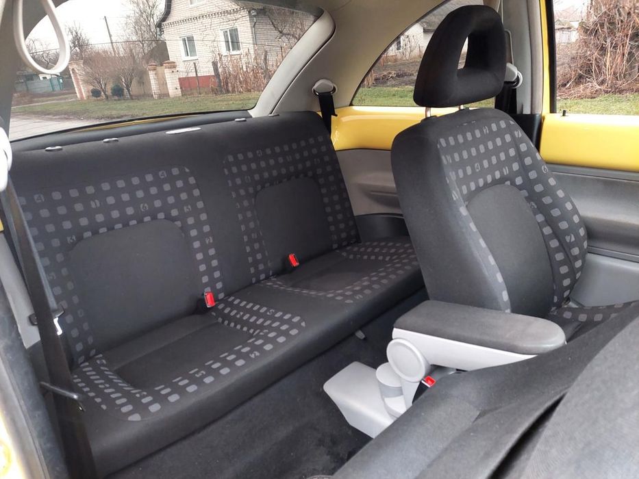 Volkswagen New Beetle Жжжжук :)