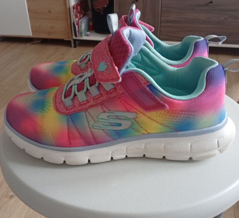 Buty dla dziewczynki