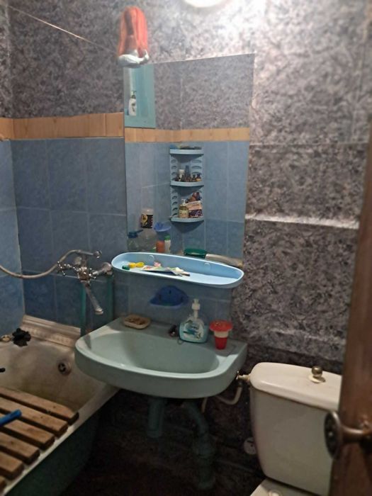 Продам 2 ком.кв.в кирпичном доме на Новых домах 5 мин.м. «Армейская» (Харьковских дивизий 3)