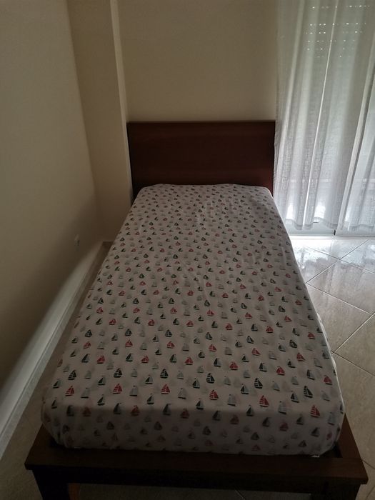Cama em Madeira  – Cor Cerejeira