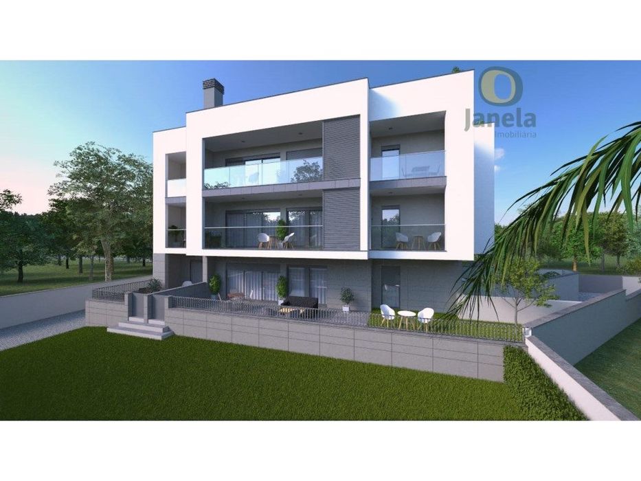 Excelente T2, NOVO, com piscina, jardim, arrecadação e garagem
