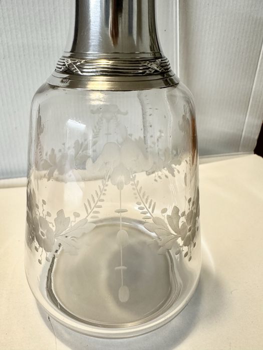 Frasco antigo com tampa, prata