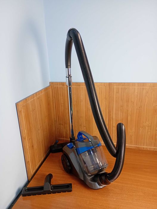 Amazon Basics - Odkurzacz 850W