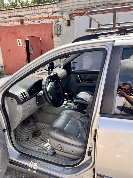 Kia sorento 2004, 2,5 дизель, автомат