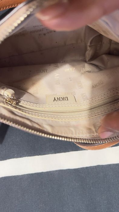 Bolsa DKNY e Guess