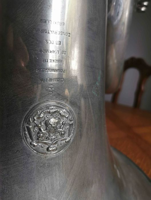 Tuba Milllon Bruxeles