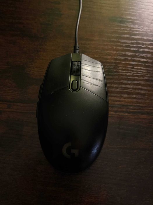 Mysz gamingowa Logitech Lightsync G102 z defektem