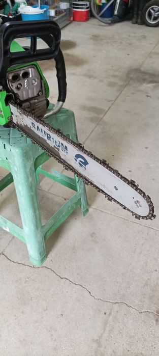 Vendo Moto serra, 45cm3. Pouco uso.