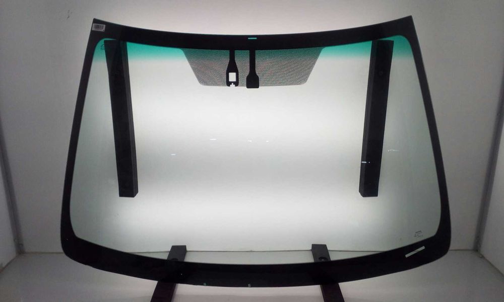 Лобове скло Заміна Продаж Відправка Бюджетні ціни