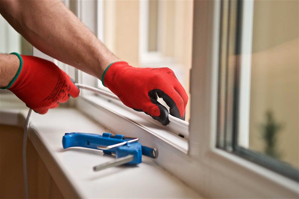 Ремонт вікон. Регулювання (Регулировка окон). Ремонт окна и дверей.