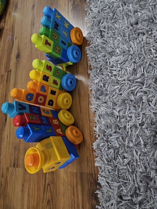 Klocki Mega Bloks  FWK22 pociag ABC muzyczny pociag