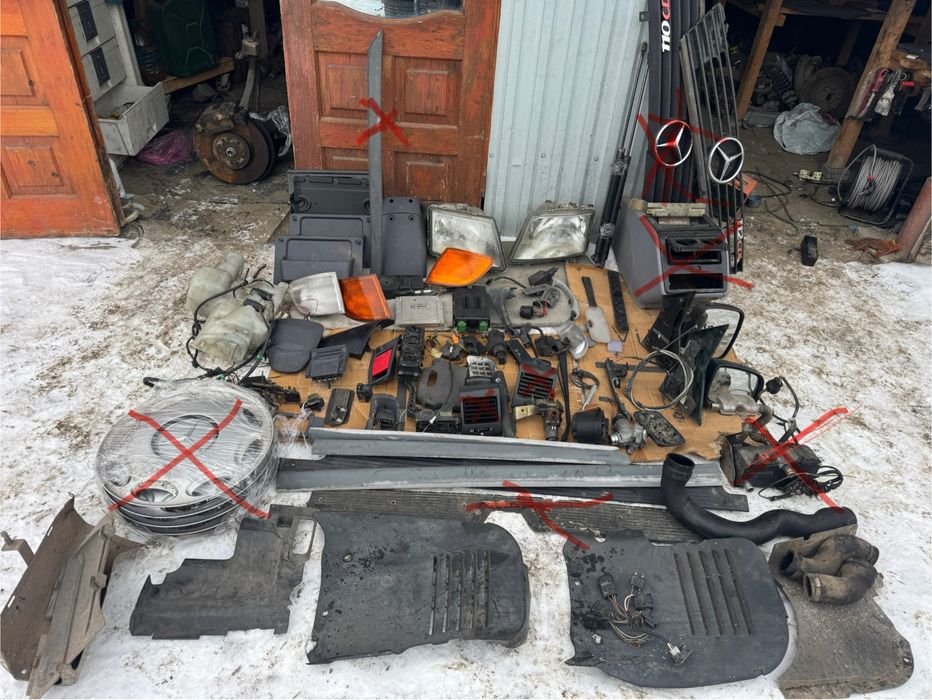 Продам пластик салона мерседес вито 638 оригинал