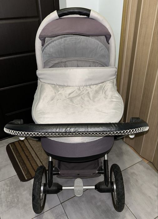 Каляска для немовлят