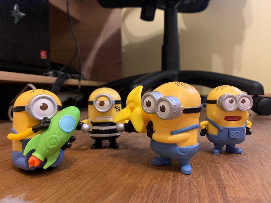Figurki Minionków