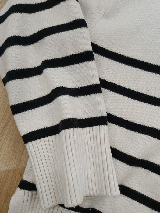 Rozpinany sweter sweterek w paski z golfem biały czarny zamek oversize