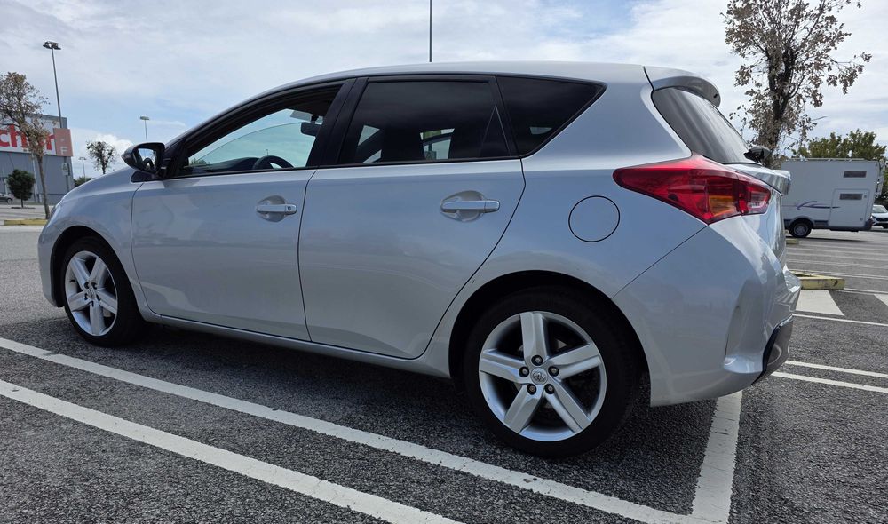 Toyota Auris 1.4D-4D Sport