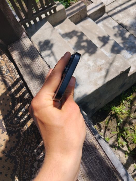 Айфон 15 запчасті