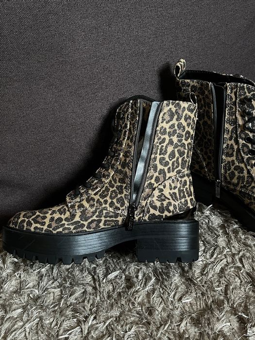Взуття челсі Guess